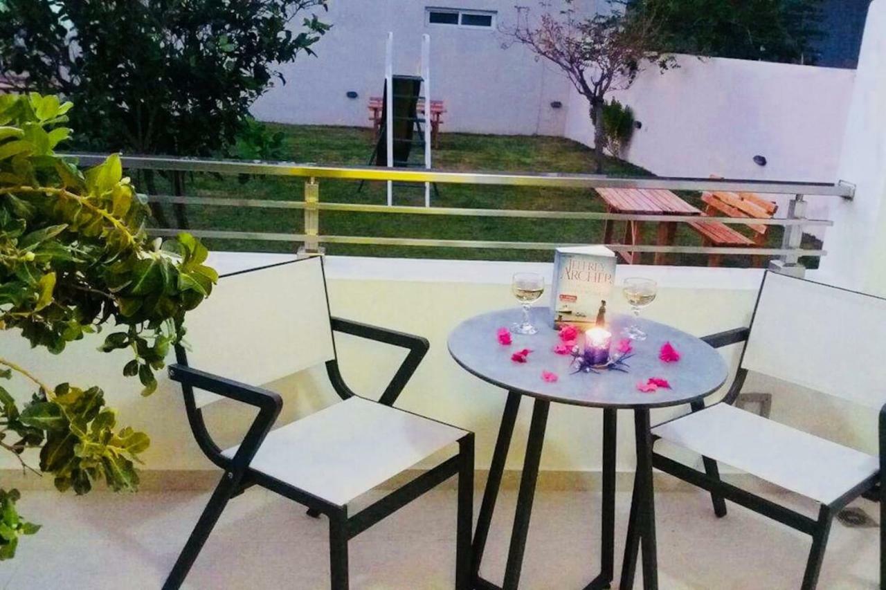 New Luxury Apartments In Плакиас Экстерьер фото
